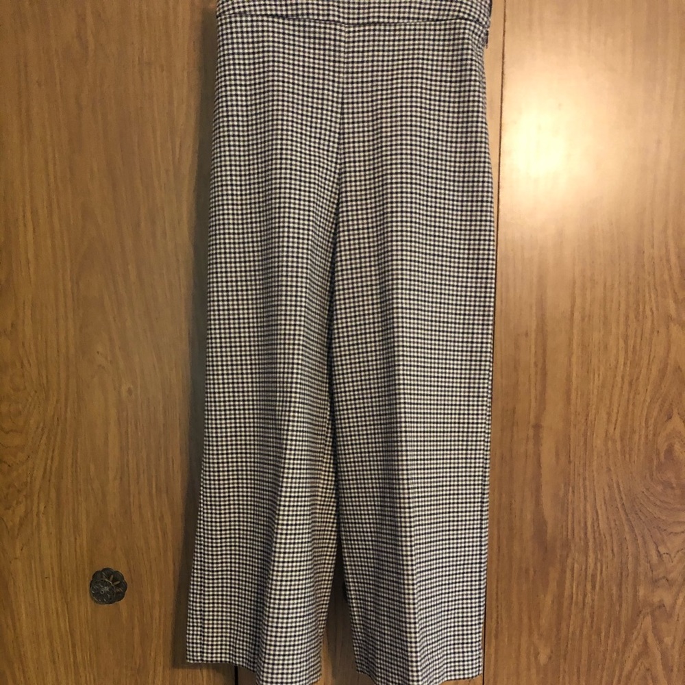 Women’s business casual wear